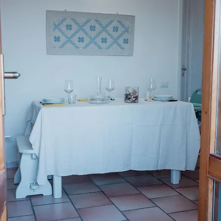 Ca' Delle Mimose - Calamenhir Apartamento